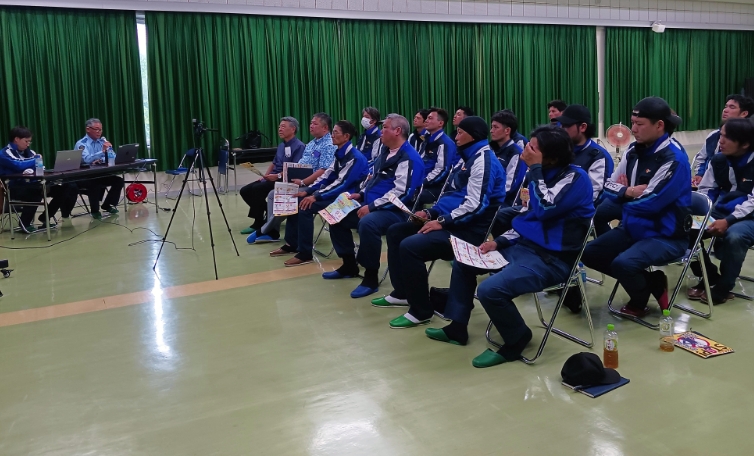 社員研修と資格取得支援